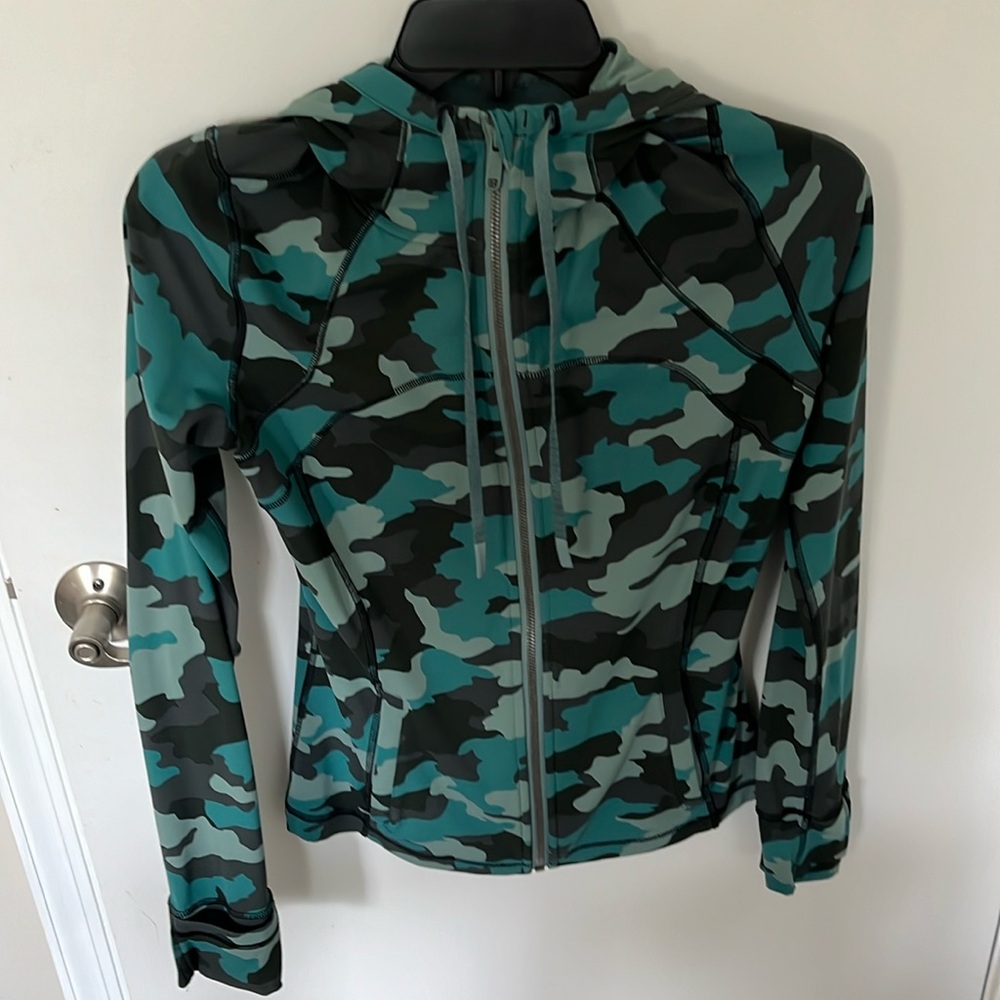 Lululemon zip up hoodie